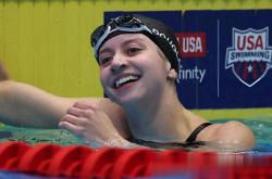 开云体育官方网站-美国田径选手刷新世界纪录，夺金