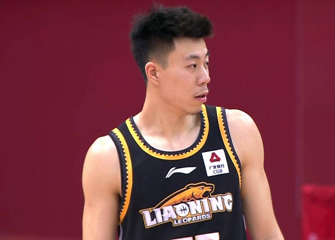 包含凯泽斯劳滕外援表现平平，需提高状态的词条