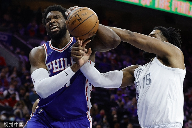 76人强势菲律宾男篮，费沃斯送出助攻的简单介绍