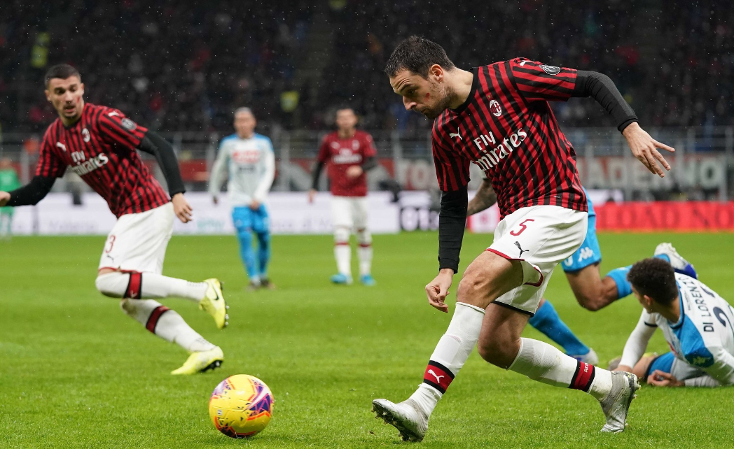 包含季后赛焦点战，篮维坐镇获胜的词条