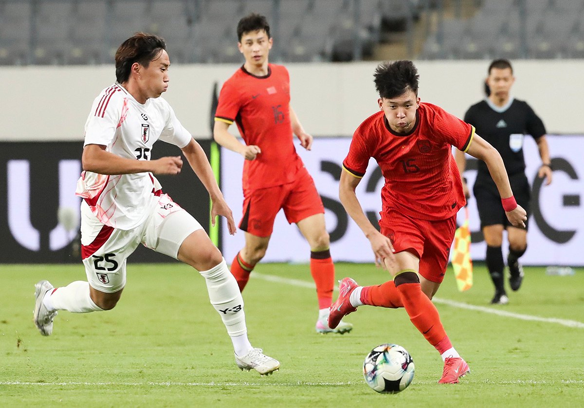 职业球员表现抢眼，助球队夺取连胜