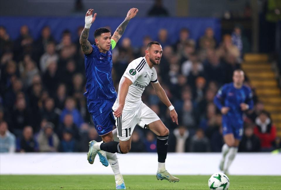 皇马击败切尔西，欧冠淘汰赛门票一路挣扎一路前行的简单介绍