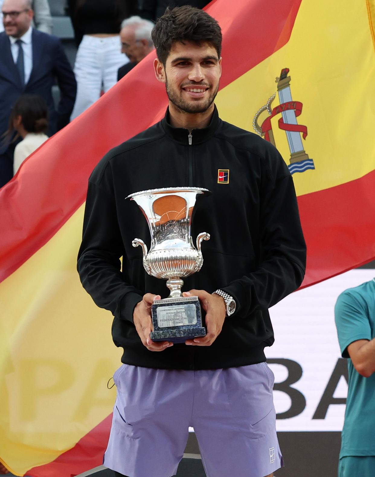 西班牙网球队血洗澳大利亚网球队,阿尔卡拉斯爆发神勇的简单介绍 西班牙网球队血洗澳大利亚网球队,阿尔卡拉斯爆发神勇的简单介绍