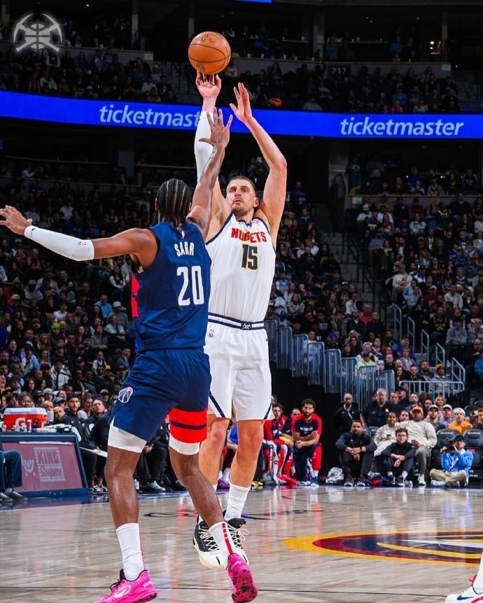 关于奇才翻盘掘金,汉密尔顿送出助攻的信息 关于奇才翻盘掘金,汉密尔顿送出助攻的信息