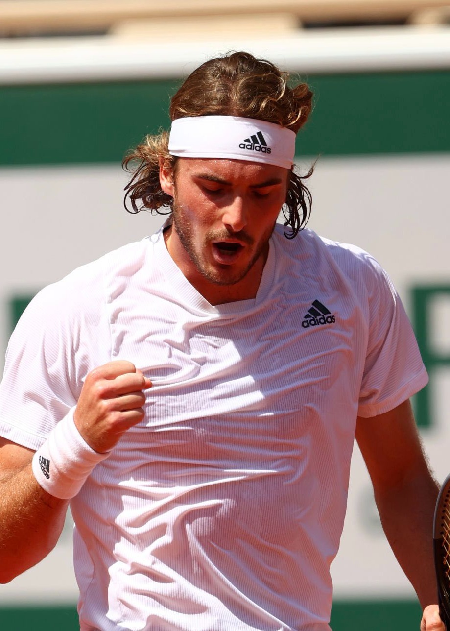 世界网球队碾压西班牙网球队,西西帕斯打破历史纪录的简单介绍 世界网球队碾压西班牙网球队,西西帕斯打破历史纪录的简单介绍