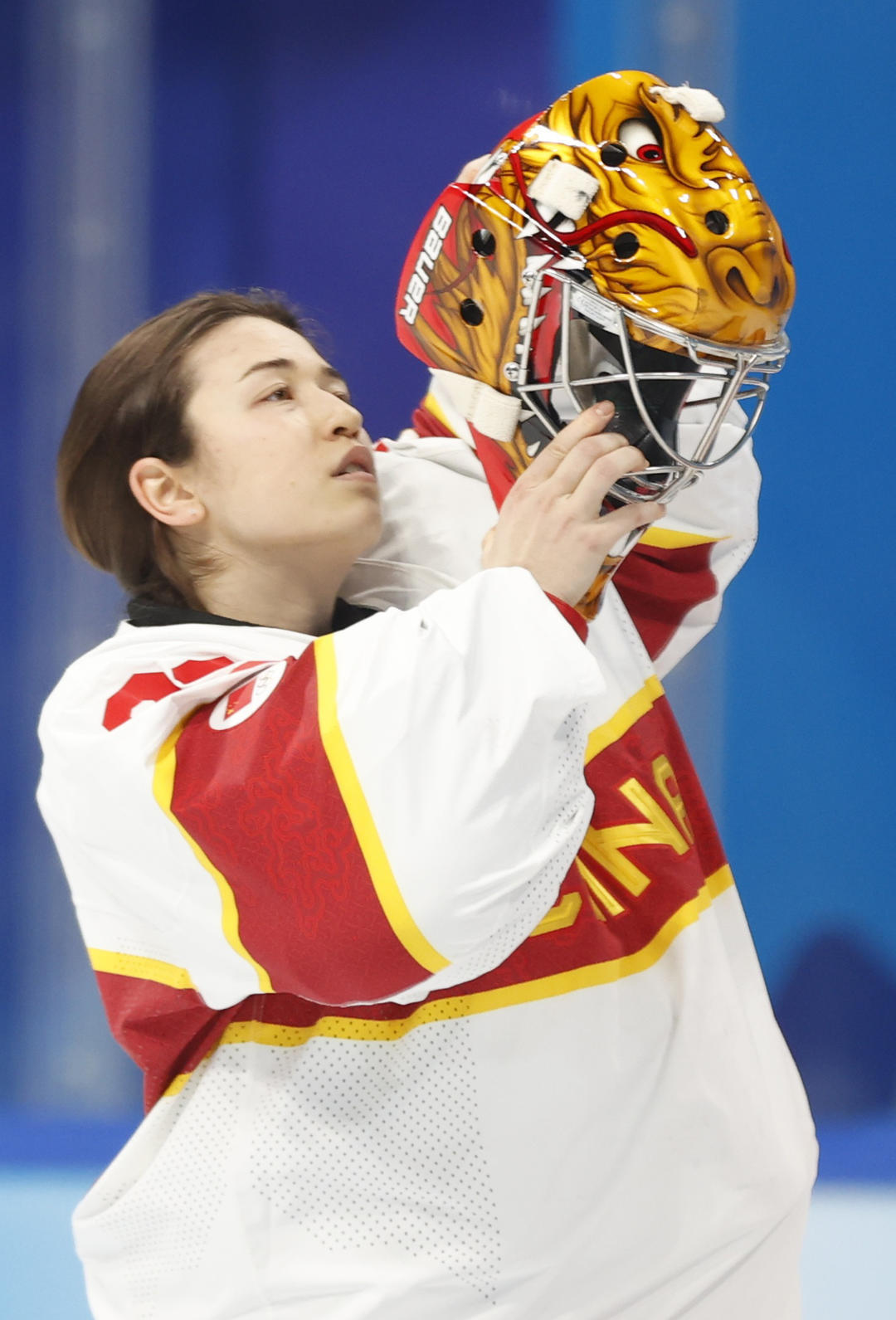 包含全球热议！冰球场外八卦引关注的词条