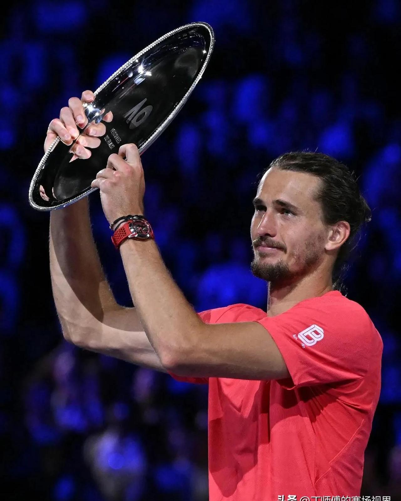 ATP总决赛横扫美网，兹维列夫关键制胜